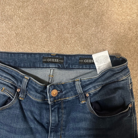 Gorgeous GUESS Jeans!! - Picture 2 of 7